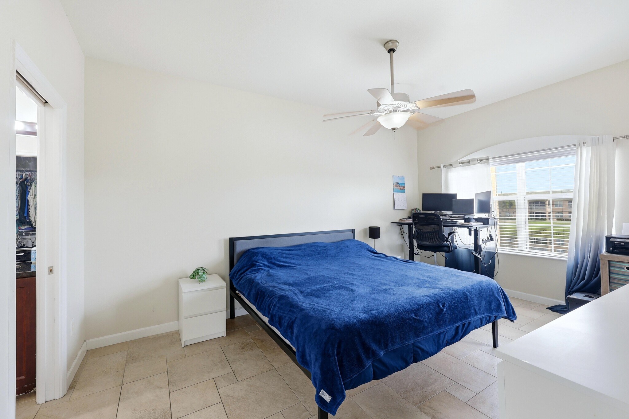 Building Photo - 6652 7th Avenue Cir W