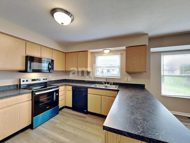 Building Photo - 5841 Privilege Dr