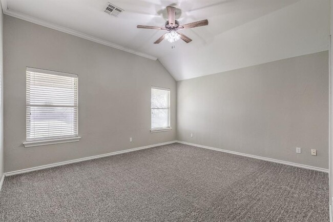 Building Photo - 6528 NW 163rd Terrace