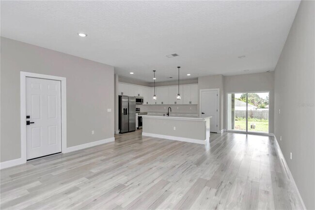 Building Photo - 15755 SW 19th Terrace