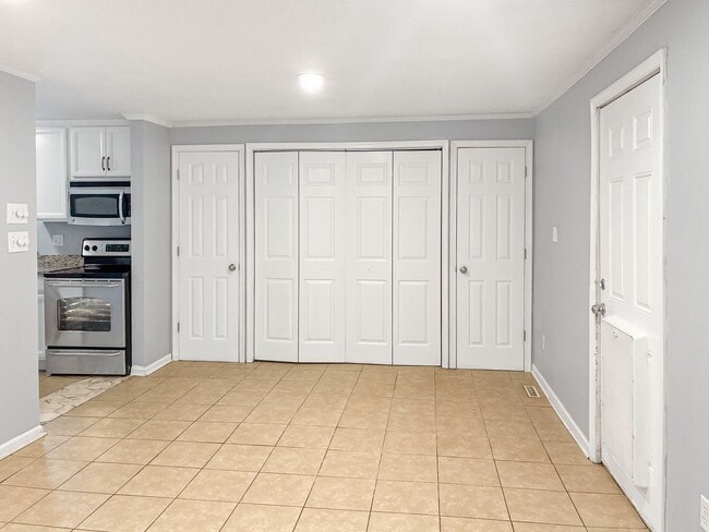 Building Photo - Charming 2BR Home in the Westover Area – A...