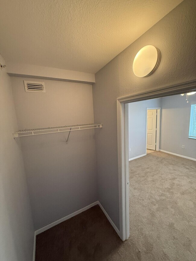Building Photo - 6386 Emerald Dunes Dr