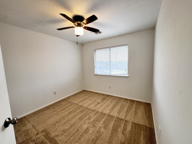 Building Photo - 1075 Verde Trails Dr