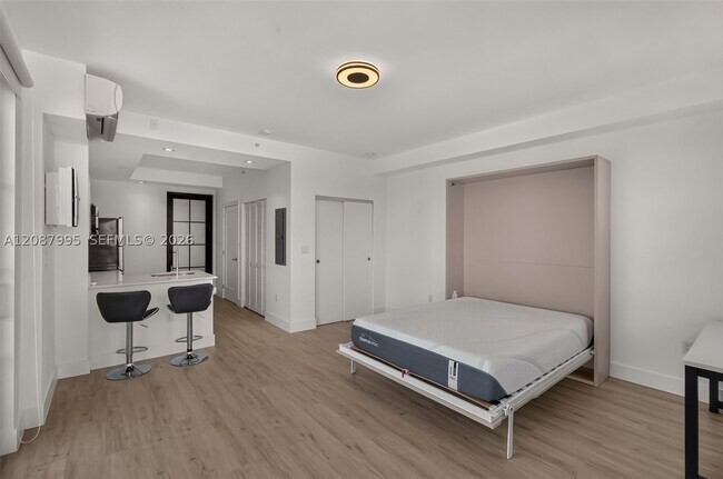 Building Photo - 4100 SW 64th Ave