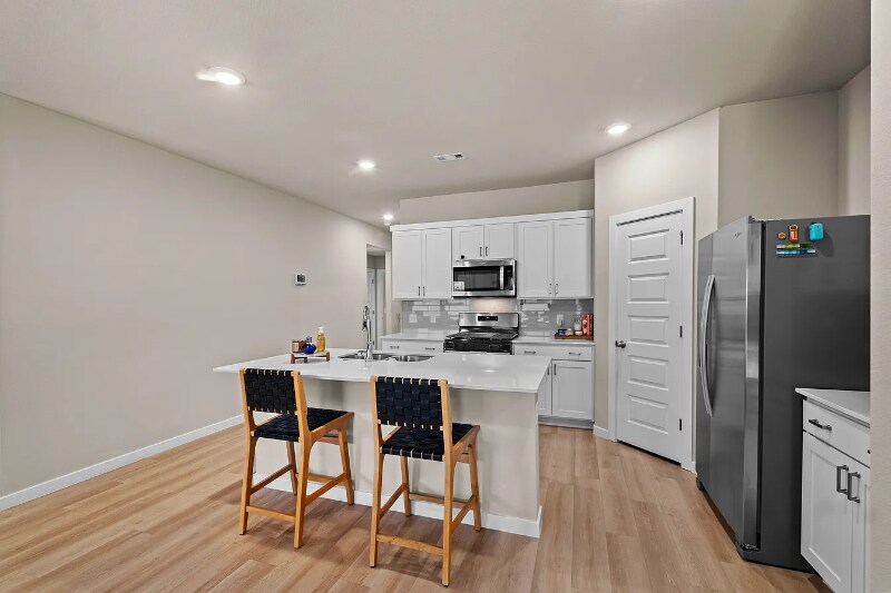 Building Photo - 2219 S 9th St