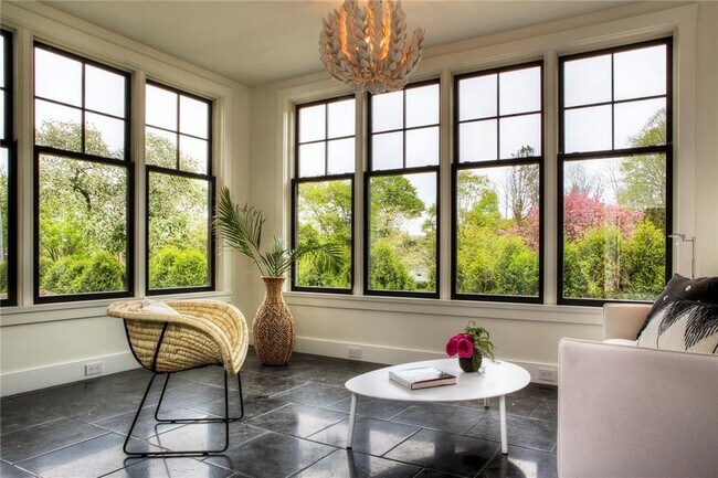 Building Photo - 766 Indian Ave