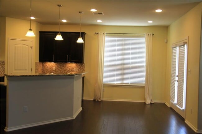 Building Photo - 9829 Milla Cir