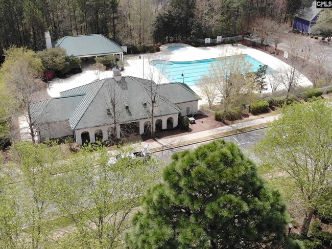 Building Photo - 430 Abbeydale Way