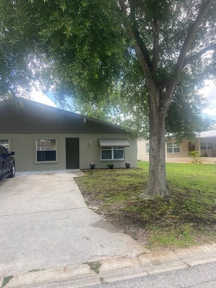 Building Photo - 5003 21st St W