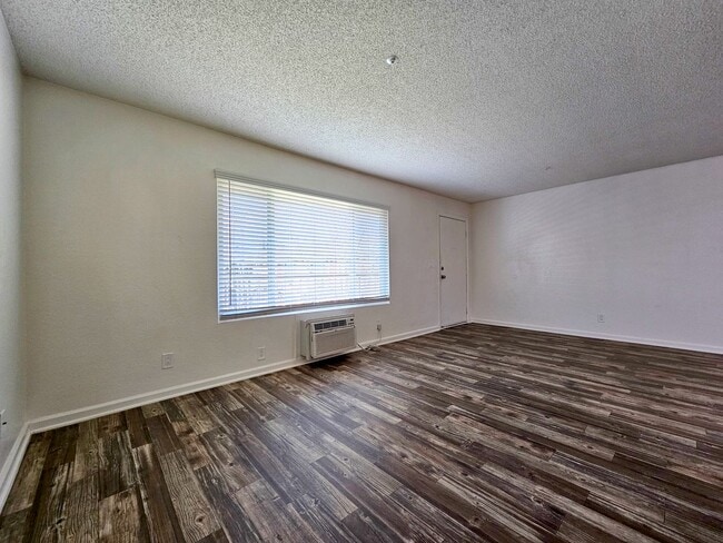 Interior Photo - Newport Gardens Apartments, Vista