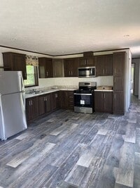 Building Photo - New 2 Bedroom Mobile Home-Denver