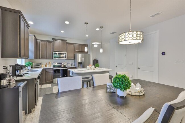 Building Photo - 11412 Blue Woods Dr
