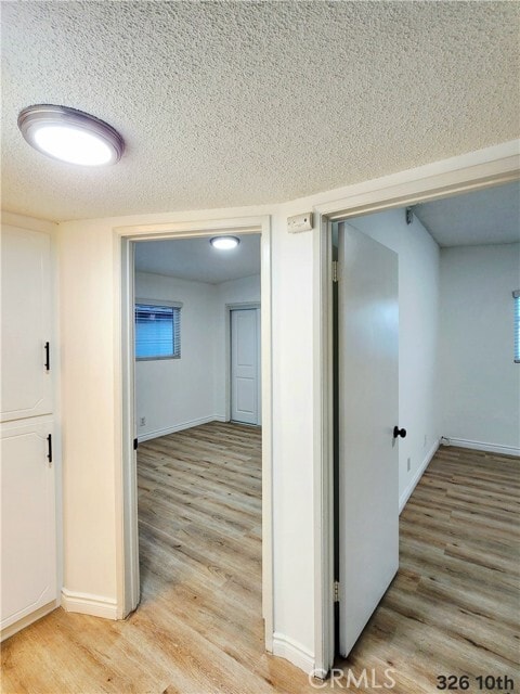 Building Photo - 326 10th Pl