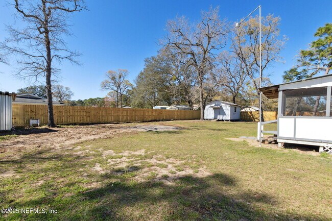 Building Photo - 97119 Diamond St