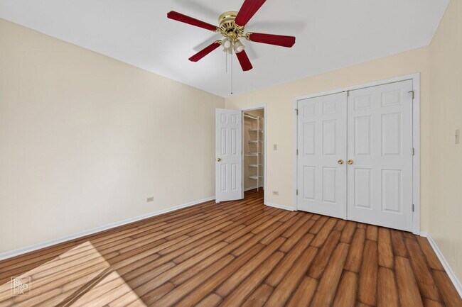 Building Photo - 7922 Knottingham Cir