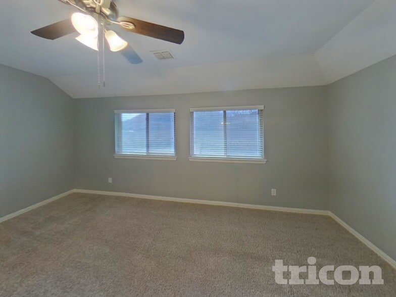 Building Photo - 2107 Parkvista Ct