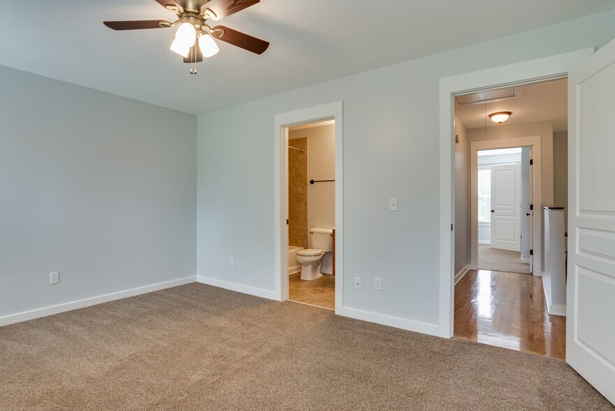 Building Photo - 545 Swiss Ave