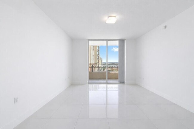 Building Photo - 550 Okeechobee Blvd