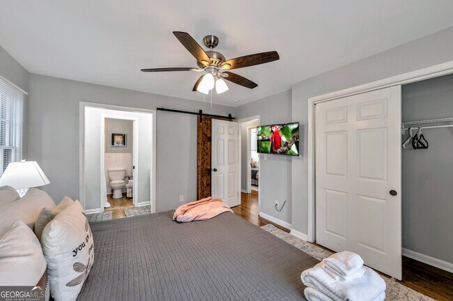 Building Photo - 444 Smyrna Powder Springs Rd SW