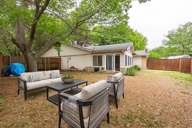 Building Photo - 1441 Everglades Dr