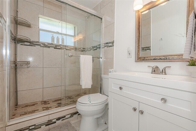 Building Photo - 201 Columbus Pkwy