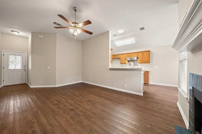 Building Photo - 4904 Gnarled Oak Cove