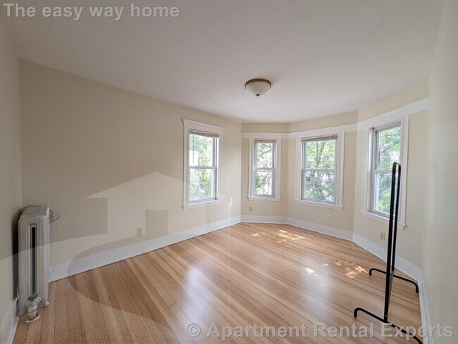 Building Photo - 79 Conwell Ave