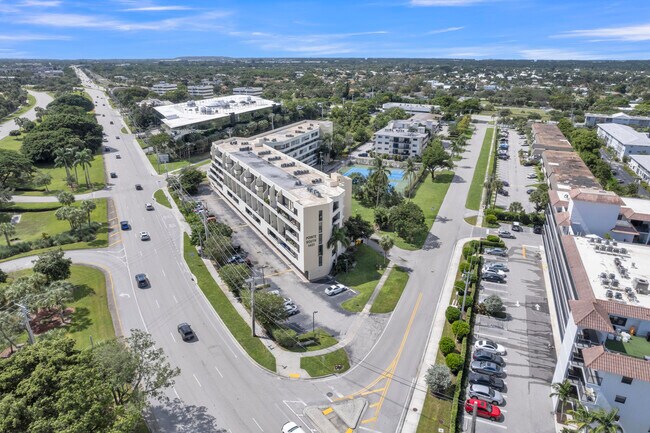 Building Photo - 1401 S Federal Hwy