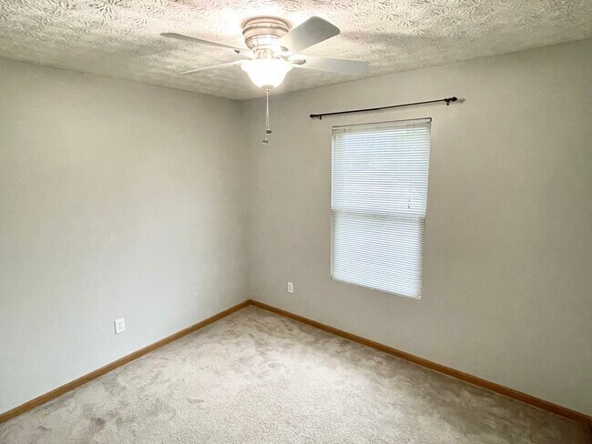 Building Photo - 4784 Mattox St
