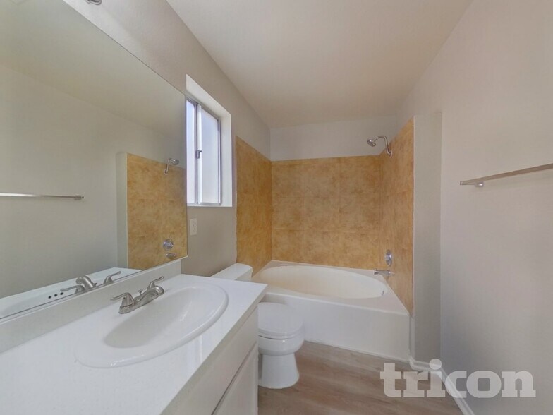 Building Photo - 1446 Lodgepole Dr