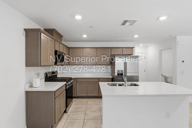 Building Photo - NW! 3 Bedroom Townhouse!! Gated!! Parks!! All Tile Floors Downstairs!! 2 Car Garage!!!