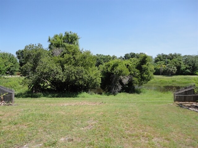 Building Photo - 8817 Sheldon Chase Dr