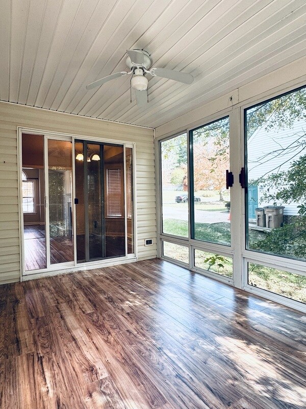 Building Photo - 821 Wallridge Dr