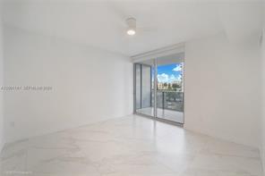 Building Photo - Northeast 18th Street, Miami, FL 33132 - 1 BR 1.5 BA condo