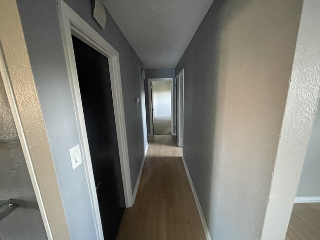 Building Photo - 221 Teel Rd