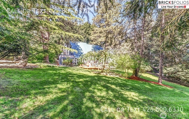 Building Photo - Remarkable Redmond Home - Walk to Microsoft and Parks!