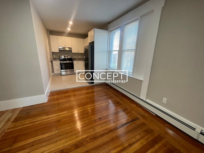 Building Photo - 7 Greenville St