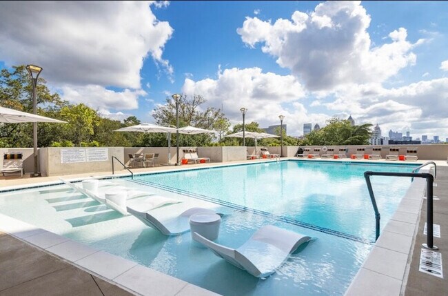 Building Photo - 1075 Peachtree Rd