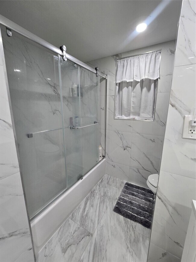 Building Photo - 3400 Blue Lake Dr