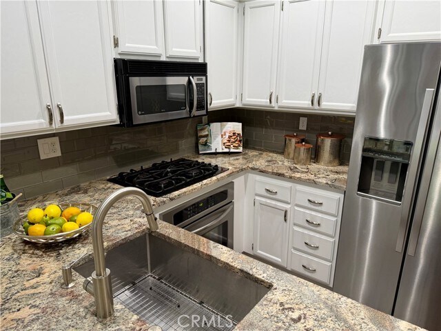 Building Photo - 30 El Cencerro