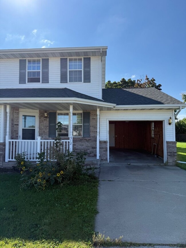 Building Photo - 510/512 Pheasant Drive