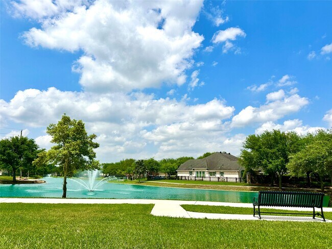 Building Photo - 20902 Avery Cove Ln