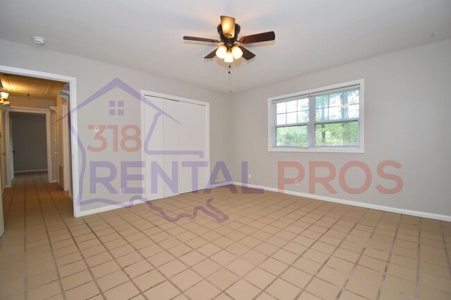 Building Photo - 3 Bed 2 Bath in Ruston!