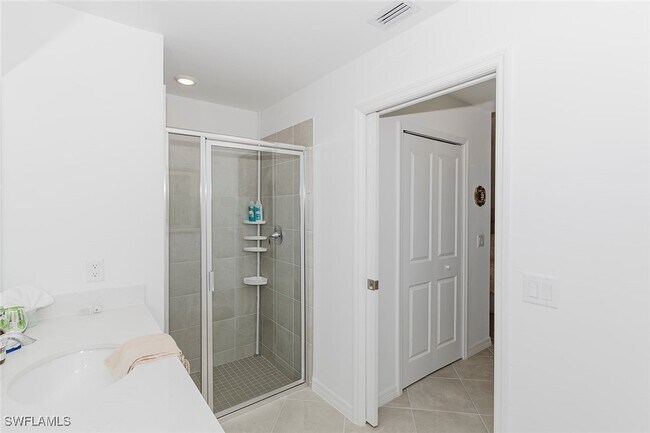 Building Photo - 5629 Double Eagle Cir