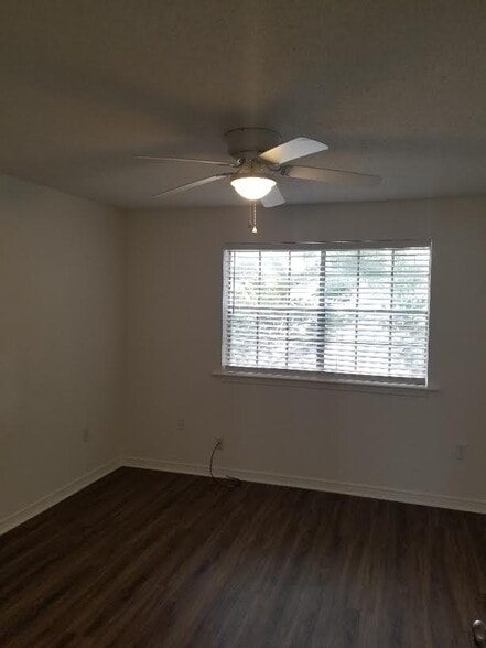 7A - Avenue Walk Apartments