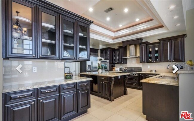 Building Photo - 232 Saddlebow Rd