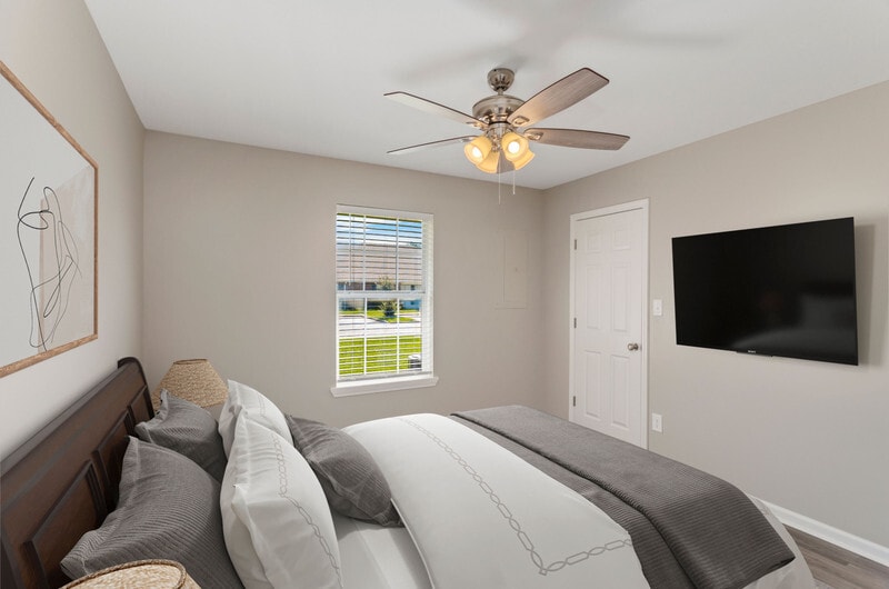 Building Photo - 109 Center Cir