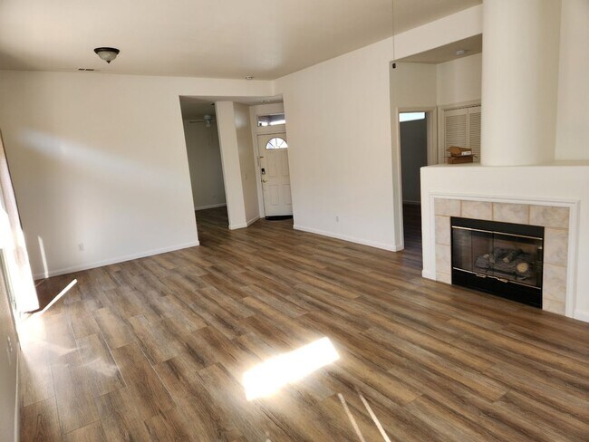 Building Photo - AG Single Story House