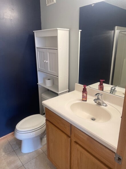 Building Photo - 13642 Brick Path