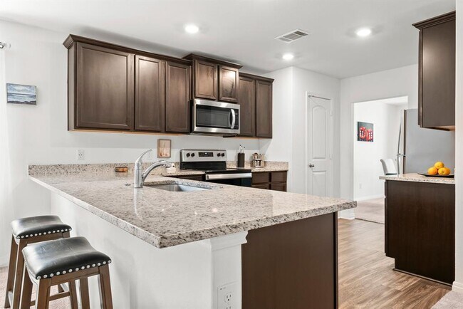 Building Photo - 216 Wincanton Ln